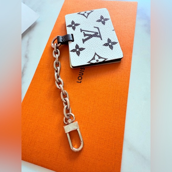 [NEW] Louis Vuitton Mirror on Chain (from Marellini) - Picture 1 of 6